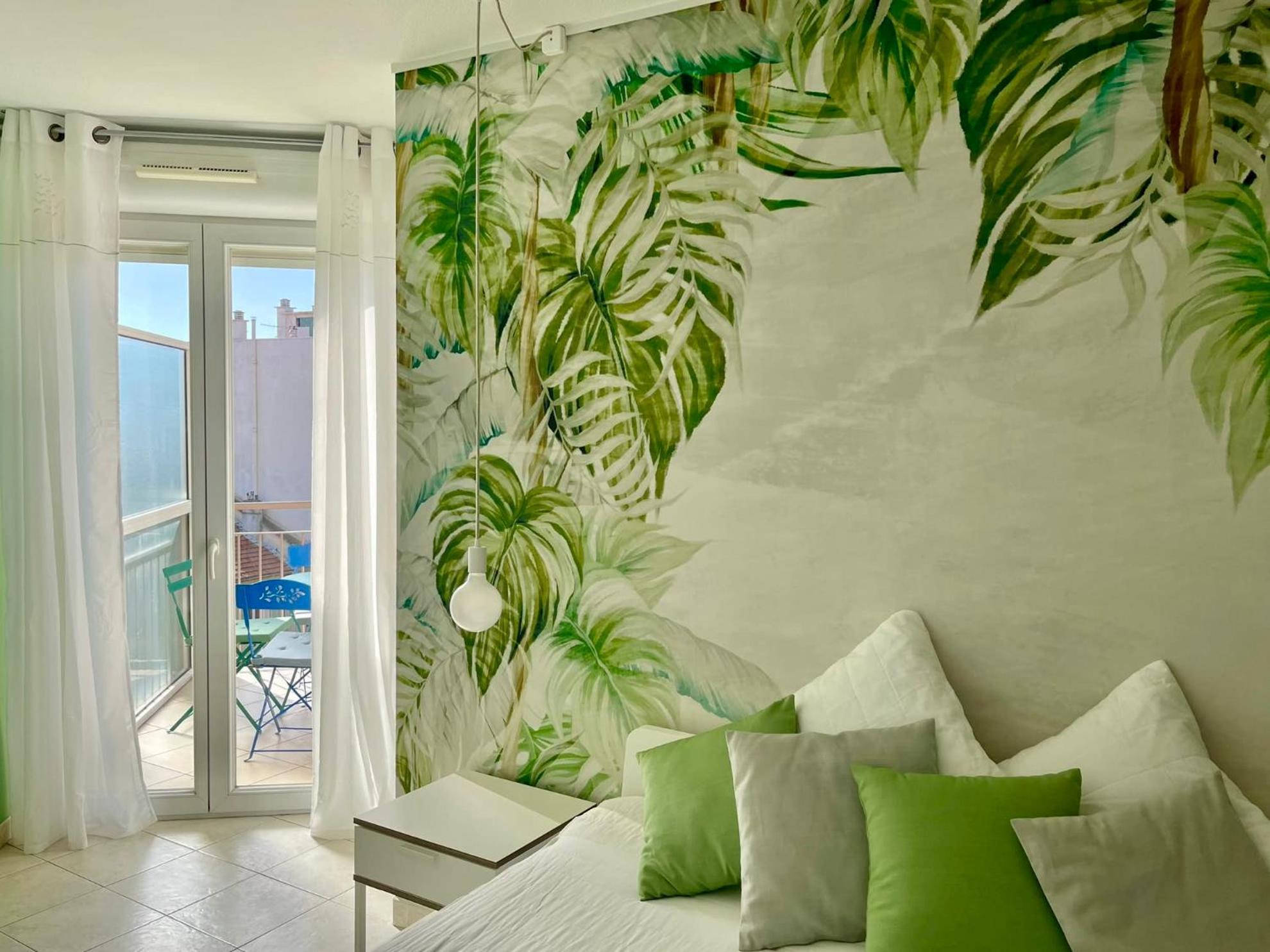 Risso - One Bedroom With Pool, Newly Renovated In Spring 2024 นีซ ภายนอก รูปภาพ